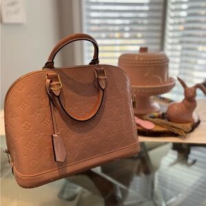 Louis Vuitton Pink Handbag